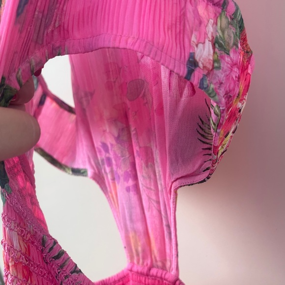 Rococo Sand Vibrant Pink Floral Backless Dress - Picture 12 of 12